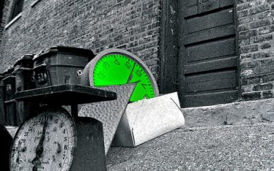 Time, space and physics in lucid dreams