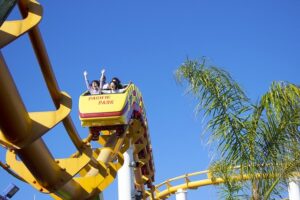 roller-coaster-2475115_640
